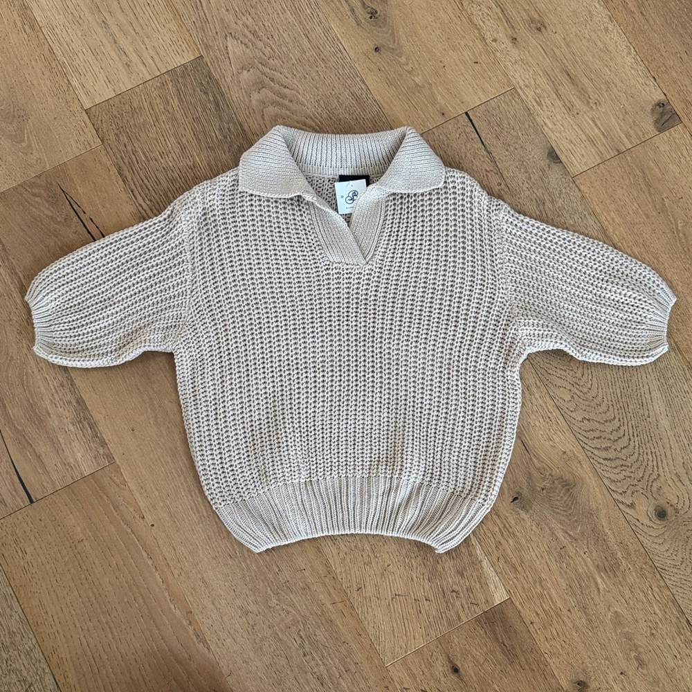 Chic Beige V-Neck Sweater
